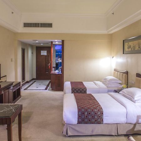 Phoenix Hotel Wuyi 江門市 エクステリア 写真