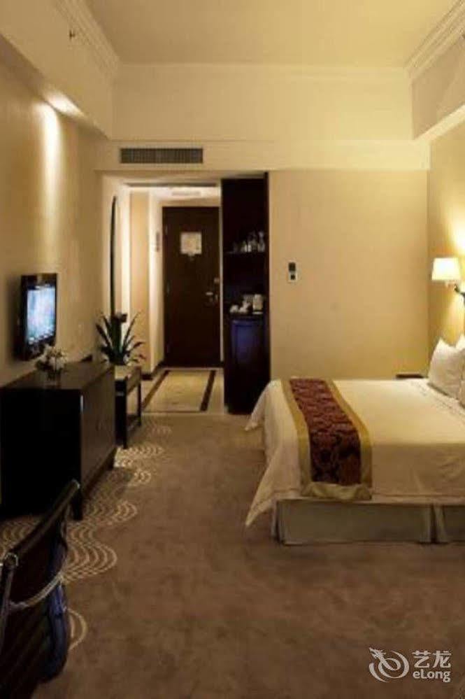 Phoenix Hotel Wuyi 江門市 エクステリア 写真