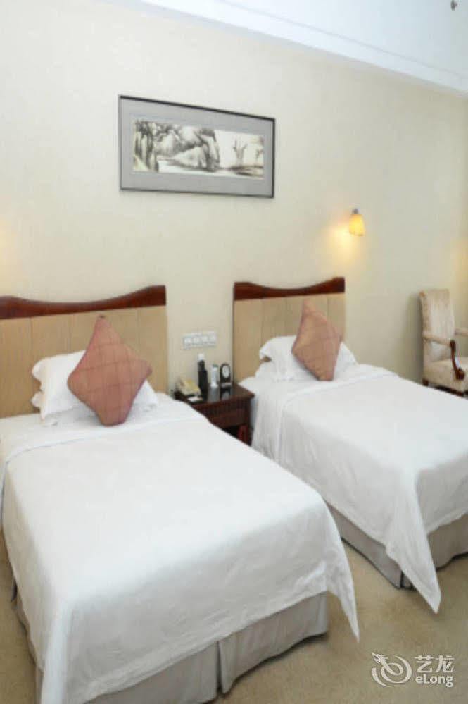 Phoenix Hotel Wuyi 江門市 エクステリア 写真
